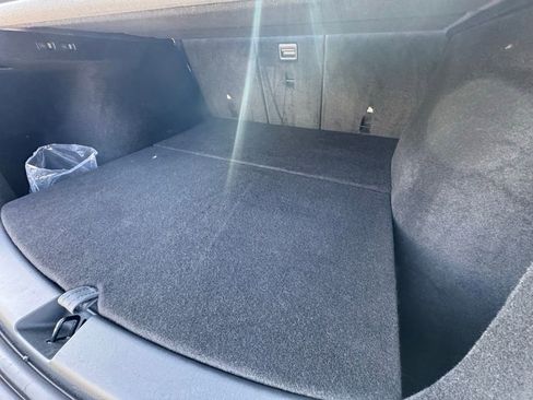 Used 2023 Tesla Model Y Long Range image 32