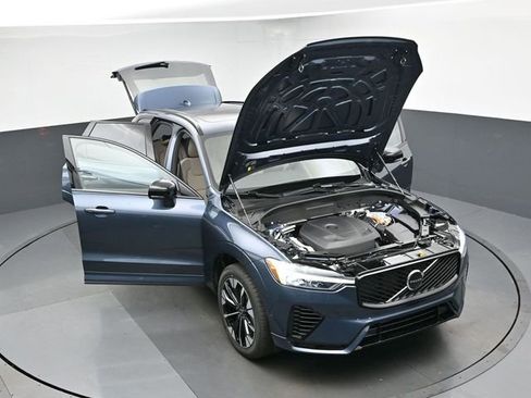 New 2026 Volvo XC60 T8 Plus w/ Protection Package Premier image 49