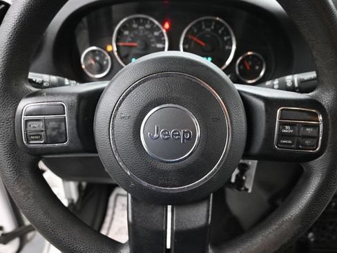 Used 2017 Jeep Wrangler Unlimited Sport AWD/4WD image 15