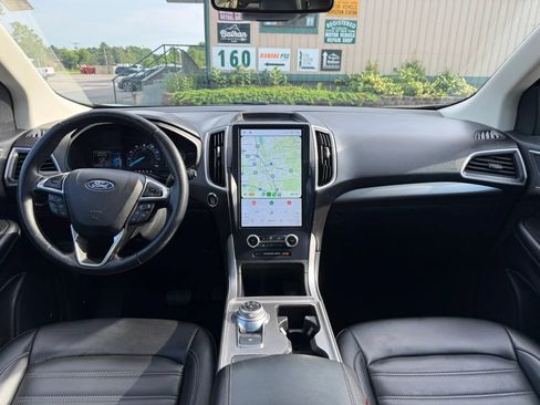 Used 2023 Ford Edge SEL w/ Convenience Package AWD/4WD image 2