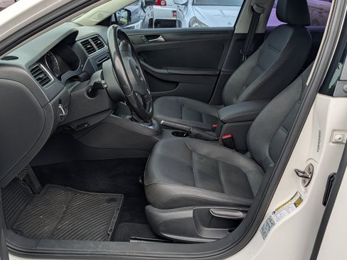 Used 2012 Volkswagen Jetta SE FWD image 8