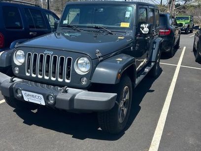 Used 2016 Jeep Wrangler Unlimited Sahara w/ Connectivity Group