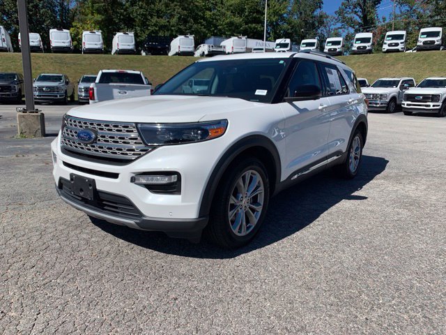 Certified 2023 Ford Explorer Limited w/ Equipment Group 301A AWD/4WD image 4