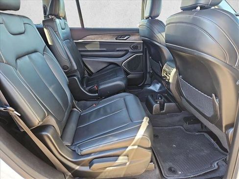 Used 2021 Jeep Grand Cherokee L Limited image 22