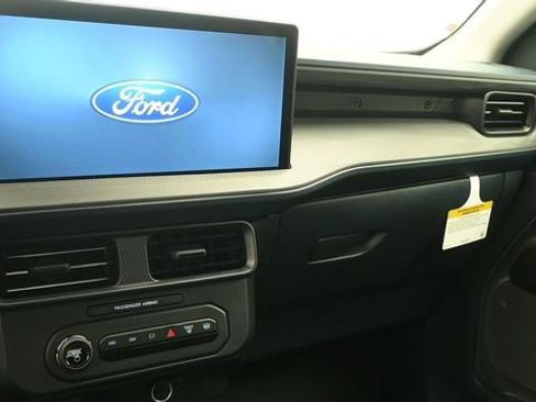 New 2026 Ford Maverick XL AWD/4WD image 11