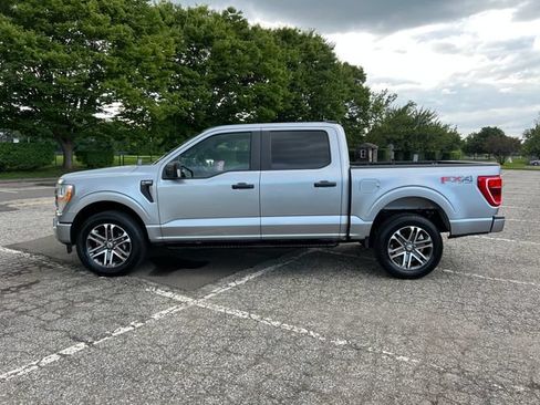 Certified 2022 Ford F150 XL w/ STX Appearance Package AWD/4WD image 6