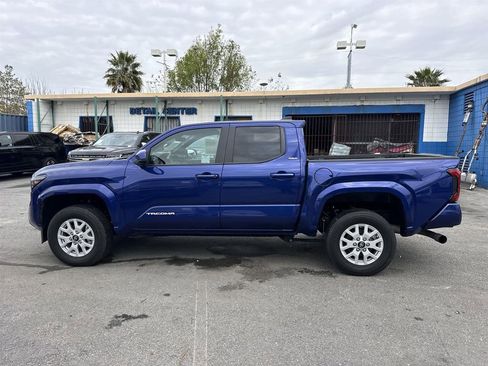 Used 2024 Toyota Tacoma SR5 image 6