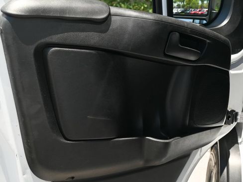Used 2023 RAM ProMaster 2500 FWD image 13