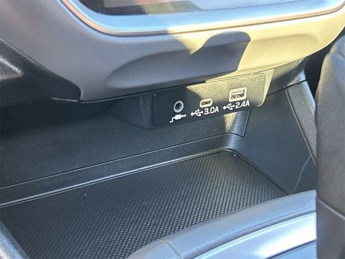 Certified 2025 Subaru Crosstrek 2.5i Sport w/ Crosstrek Mirror Package image 25