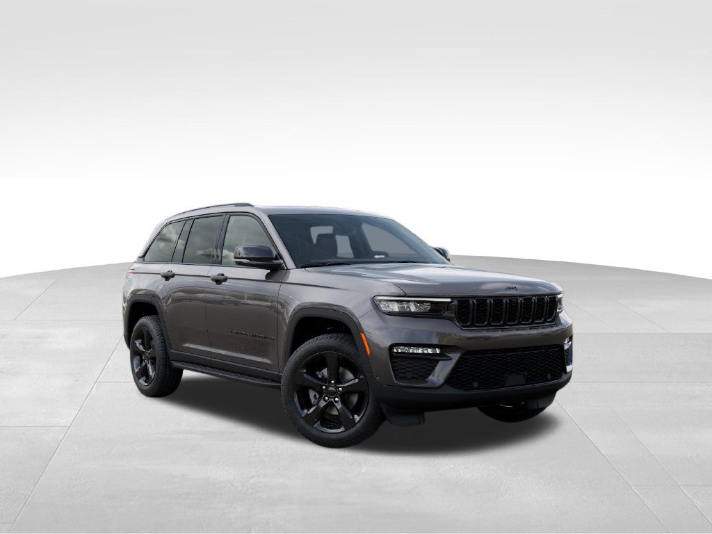 Used 2025 Jeep Grand Cherokee Limited w/ Luxury Tech Group II AWD/4WD image 5