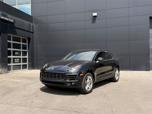 Used 2016 Porsche Macan S AWD/4WD image 12