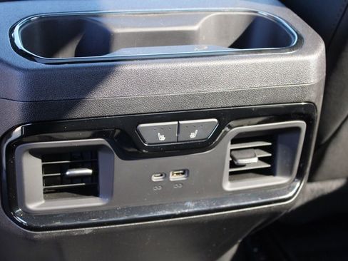 Used 2024 GMC Sierra 2500 AT4 w/ AT4 Premium Plus Package image 27