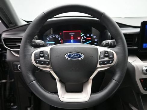 Certified 2024 Ford Explorer XLT w/ Equipment Group 202A AWD/4WD image 16