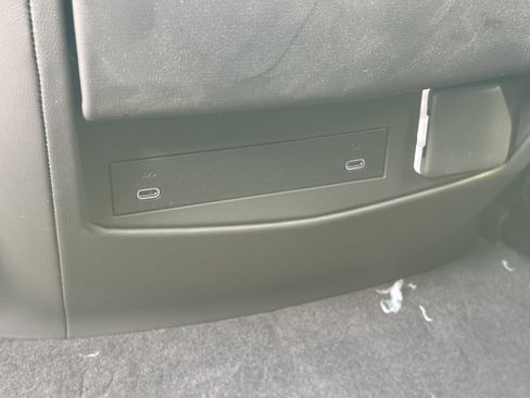 New 2026 Cadillac Escalade Luxury image 16