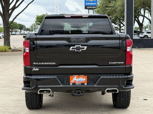 Used 2023 Chevrolet Silverado 1500 Custom Trail Boss image 6