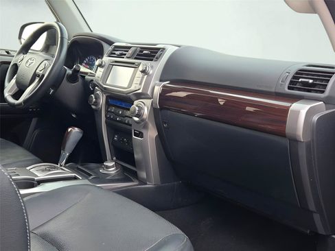 Used 2017 Toyota 4Runner Limited AWD/4WD image 6