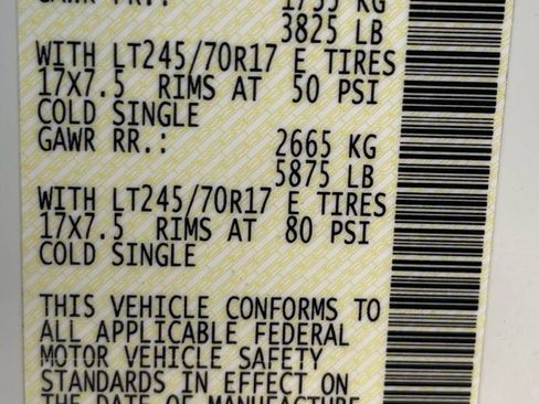 Used 2020 Nissan NV 2500 SV image 36