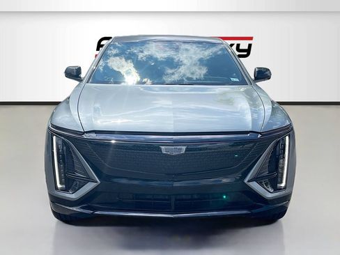 Used 2025 Cadillac Lyriq Sport w/ LPO, Floor Liner Package AWD/4WD image 2