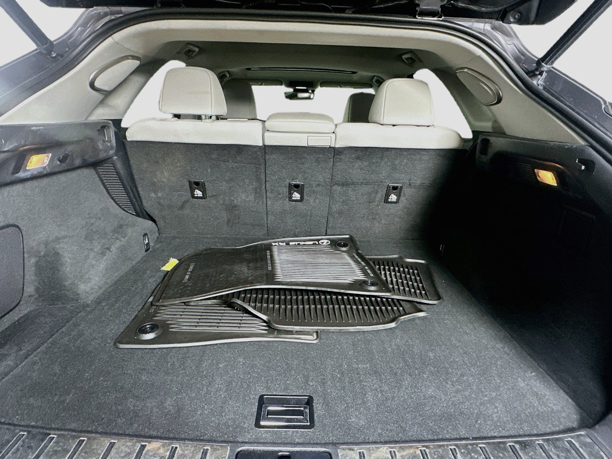 Used 2016 Lexus RX 450h AWD w/ Luxury Package image 28