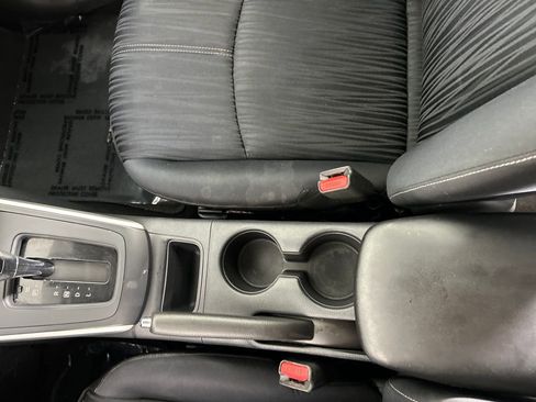 Used 2016 Nissan Sentra SV FWD image 15