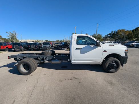 New 2026 RAM 3500 Tradesman image 4