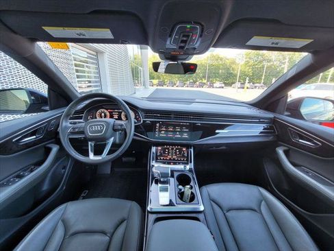 Used 2022 Audi Q8 Prestige AWD/4WD image 19