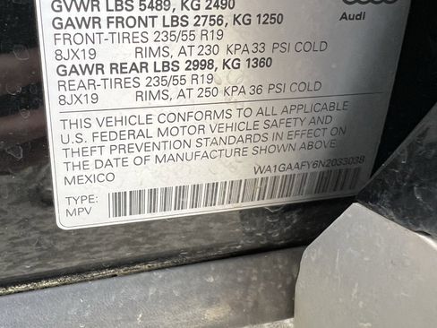 Used 2022 Audi Q5 2.0T Premium w/ Convenience Package image 37