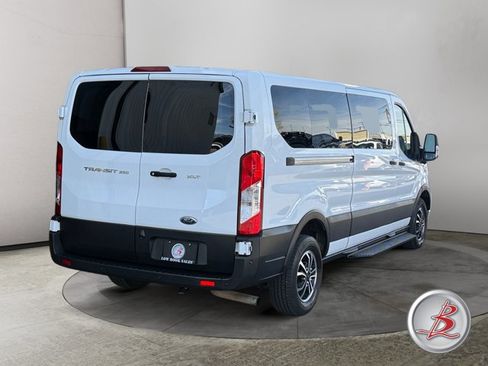 Used 2023 Ford Transit 350 XLT RWD image 7
