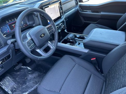 New 2026 Ford F150 XLT w/ XLT Black Appearance Package image 18