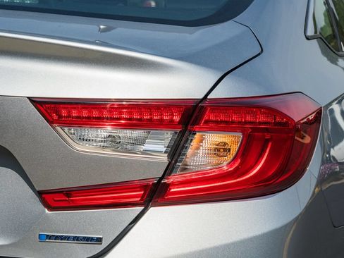 Used 2021 Honda Accord EX image 6