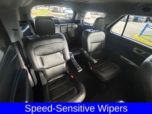 Used 2022 Ford Explorer XLT w/ Equipment Group 202A image 27