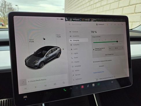 Used 2018 Tesla Model 3 Long Range image 45
