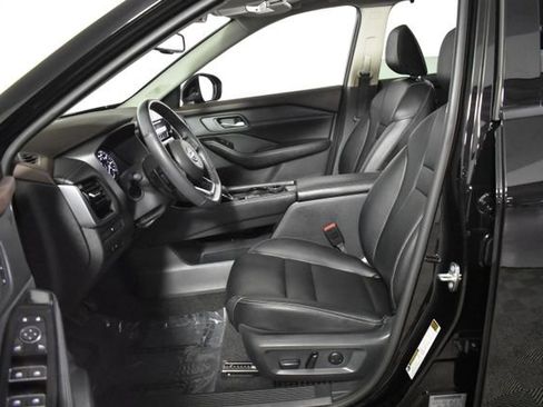 Used 2023 Nissan Rogue SL w/ SL Premium Package AWD/4WD image 11