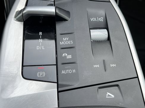 Certified 2025 BMW X1 xDrive28i w/ Convenience Package image 9