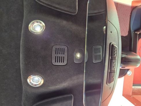 Used 2020 Aston Martin V8 Vantage Coupe image 16