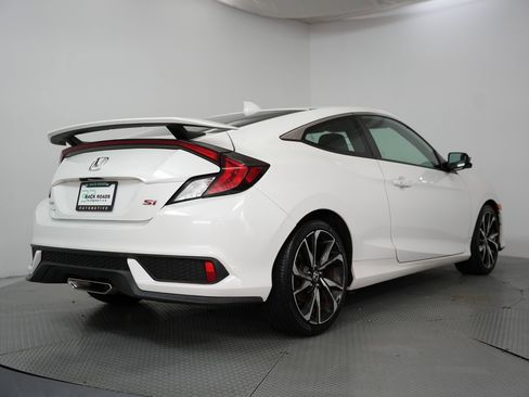 Used 2018 Honda Civic Si image 10