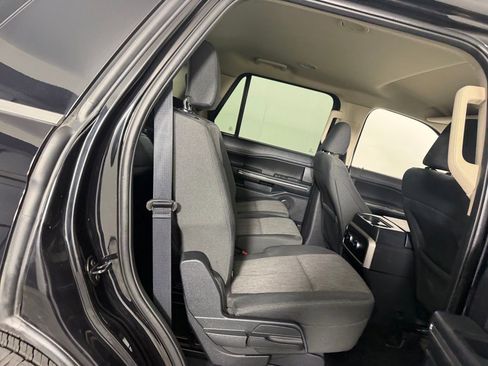 Used 2022 Ford Expedition XLT AWD/4WD image 28