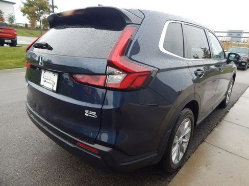 Used 2025 Honda CR-V EX image 6