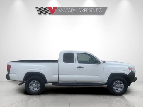 Used 2023 Toyota Tacoma SR image 9