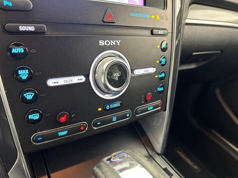 Used 2019 Ford Explorer Sport AWD/4WD image 21