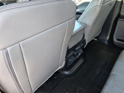 Used 2022 Ford F350 XL w/ Power Equipment Group AWD/4WD image 18