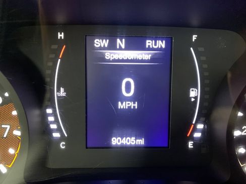 Used 2022 Jeep Compass Latitude AWD/4WD image 28