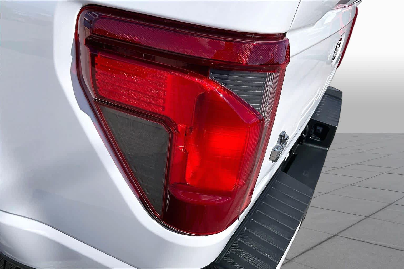 Used 2024 Ford F150 XLT w/ Equipment Group 302A MID RWD image 28
