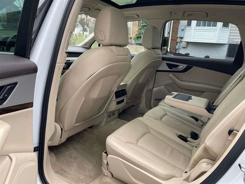 Used 2019 Audi Q7 2.0T Premium Plus w/ Premium Plus Package image 32