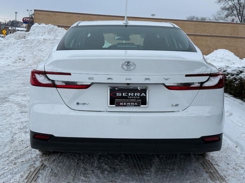 Used 2025 Toyota Camry LE image 4