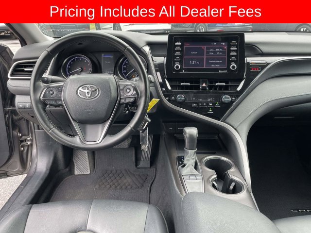 Used 2023 Toyota Camry SE FWD image 14