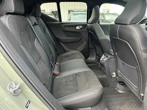 Certified 2023 Volvo XC40 Recharge Ultimate w/ Protection Package Premier AWD/4WD image 13