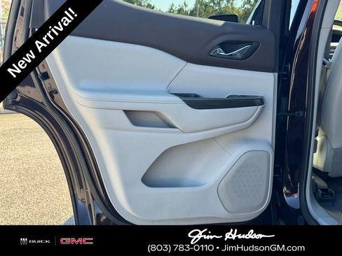 Used 2020 GMC Acadia SLT image 24