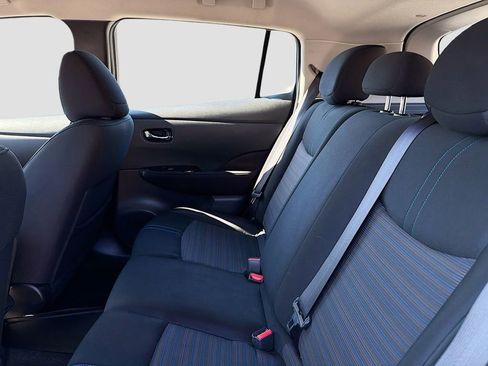 Used 2021 Nissan Leaf SV Plus image 26