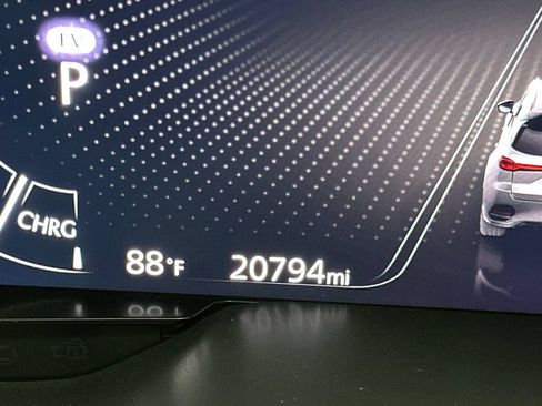 Certified 2025 MAZDA CX-70 Plug-In Hybrid w/ Premium Plus AWD/4WD image 29
